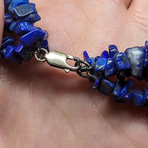 Lapis Lazuli chip bracelet - 3 strands with closure - Picture 2 of 4